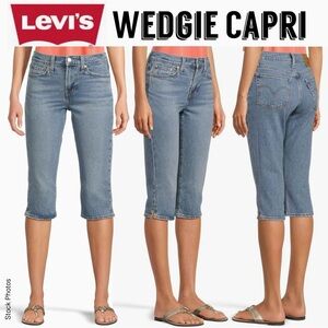 Levi’s Wedgie Capri Black Label High Rise Jeans in Next Saturday (27)